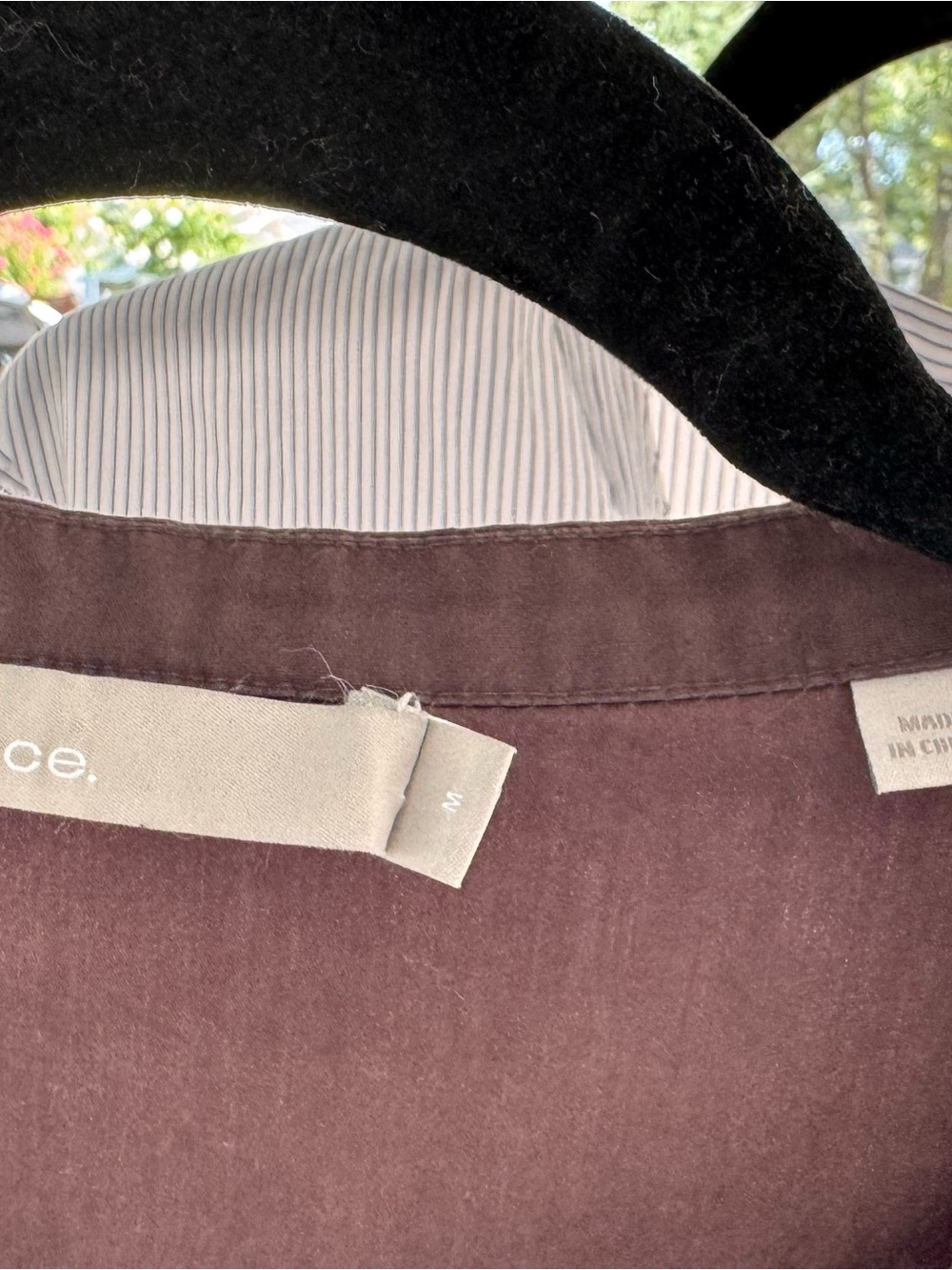 Lot: 2 Vince shirts, medium - Picture 2 of 10